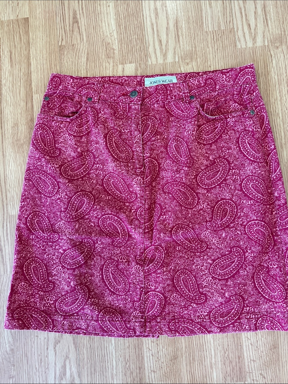 Jones Wear Red-Pink Paisley Mini Skirt Sz 14